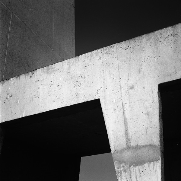 LA BALANCE - Condé/Noireau - Calvados - France 1976 - Hasselblad 6x6 argentique Photographie N° LCT 02